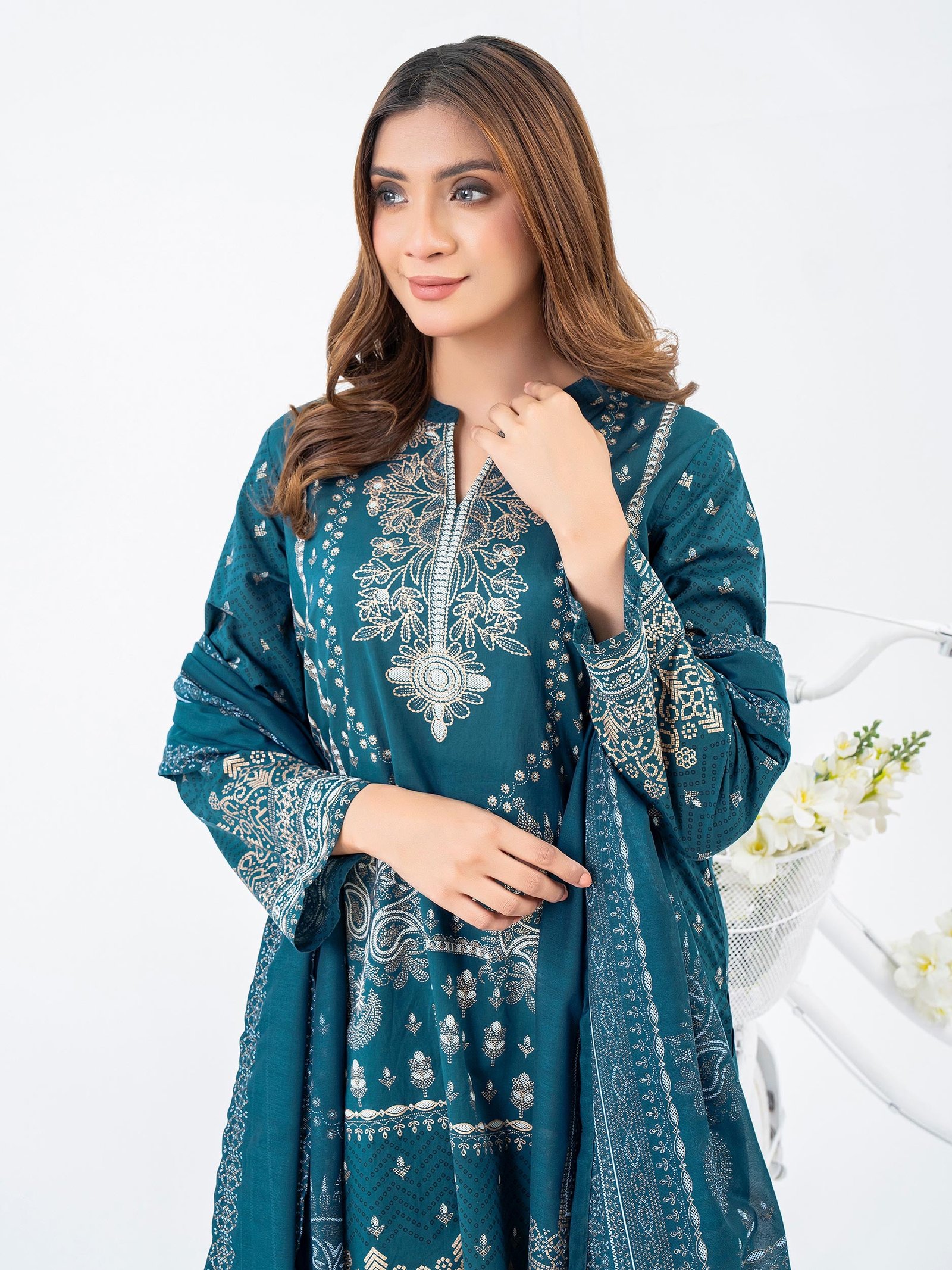 3 Piece Lawn Suit-Embroidered (Pret) view 2